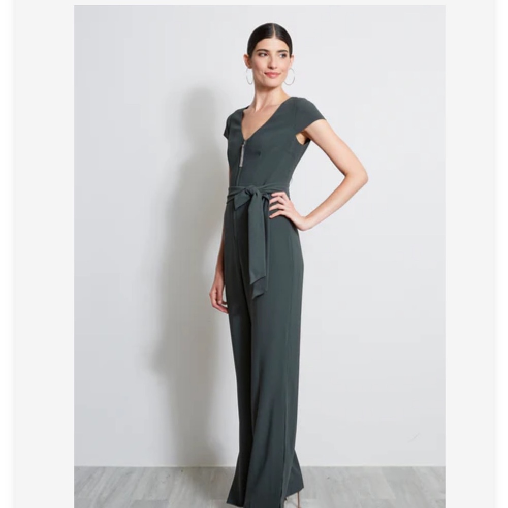 NWT Elie Tahari  Jumpsuit size 14 Camouflage color